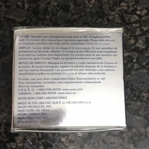 NEW Avon Rejuvenate Sapphire Emulsion night 50g - Picture 3 of 4